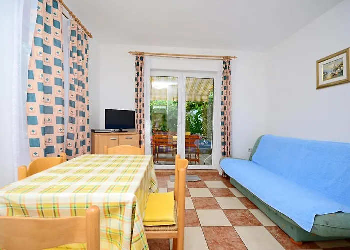 Apartment Blazenka *